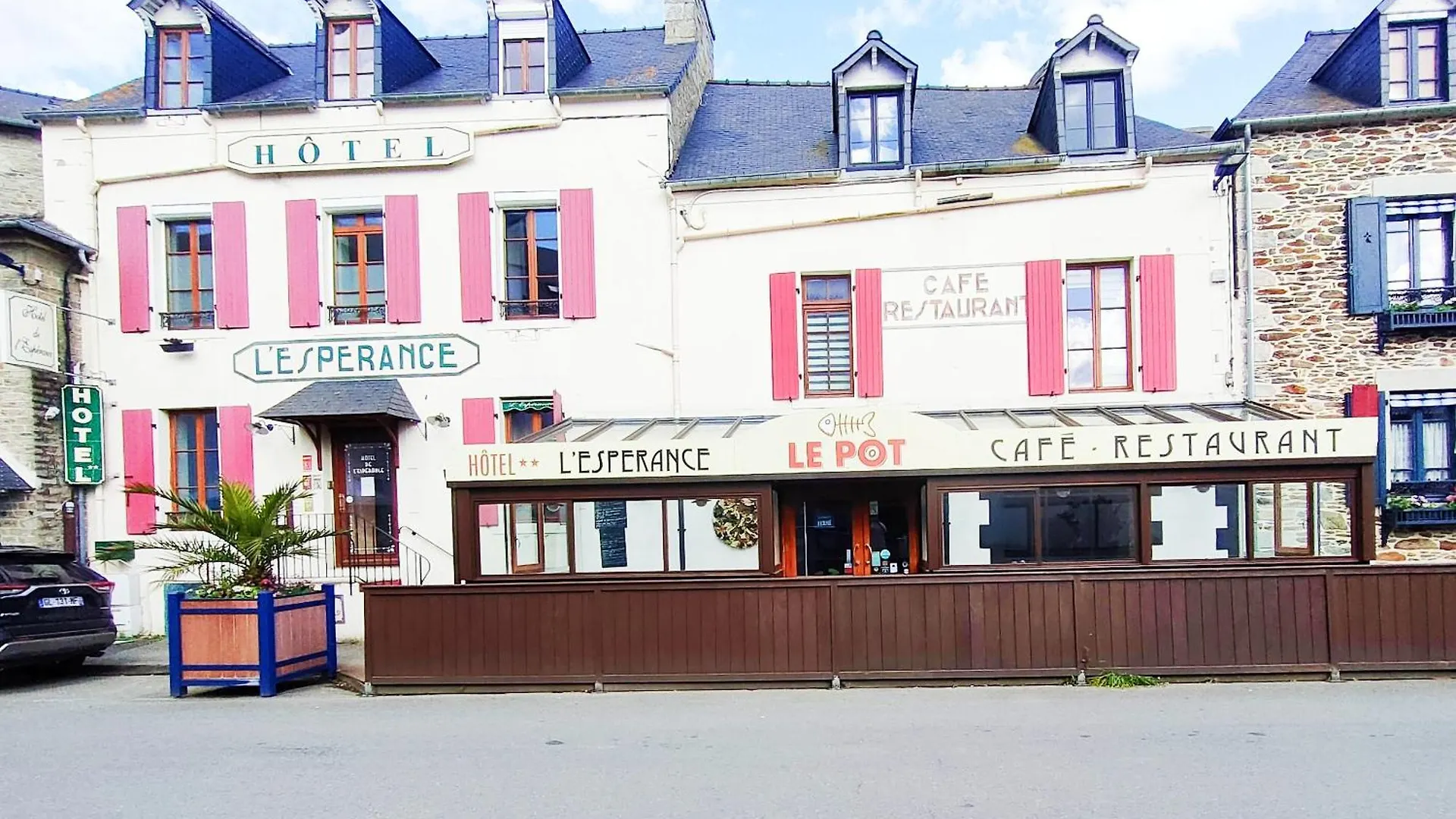 Hotel De L'Esperance سانت كاست-لو-غيلدو